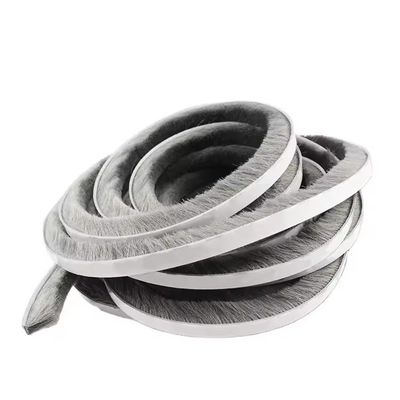 100% PP selbstklebender Pfahl Wetterstreifen für Aluminiumfenster Langlebig und einfach zu installieren in schwarz/grau/braun/weiß/anderes