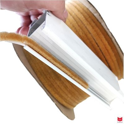 3-25mm Pfahlhöhe Wasserdicht Staubdicht Extrusive Rücken Wetterstreifen Für moderne Fenster und Tür Moderne Design Stil