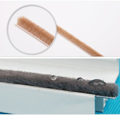 Professionelle Tür- und Fensterversiegelungsbürste Gummi-Wetterband mit Selbstklebstoff